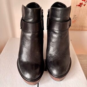 Dolce Vita Black Ankle Booties